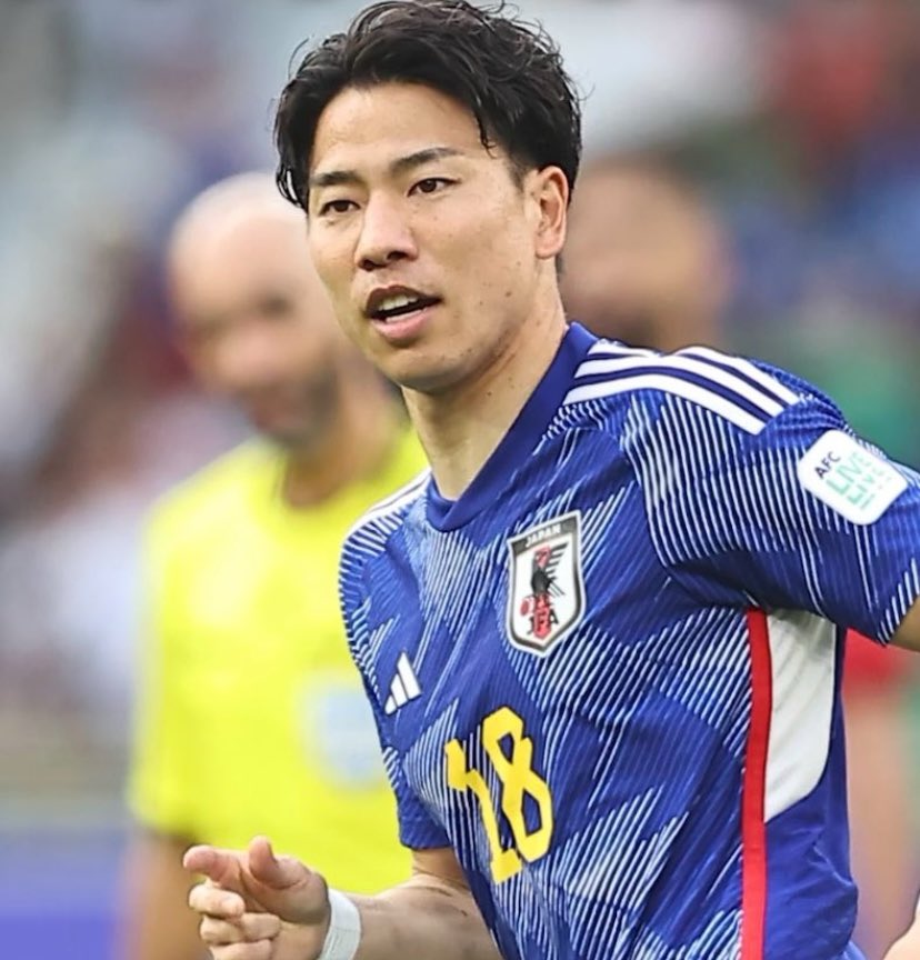 最後の最後まであきらめない姿を 数えきれないくらい見てきた
がんばれ！！ 浅野選手！！！信じてるよ

#新しい出会い
#新しい挑戦
#必ず成功する
#浅野拓磨  #デミチェリス