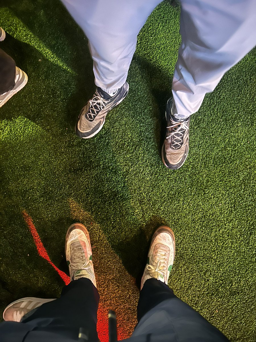 JRbreezey1's tweet photo. Turf at the bar is fucking nails @hankrichards0 https://t.co/8DBOM2QfiD