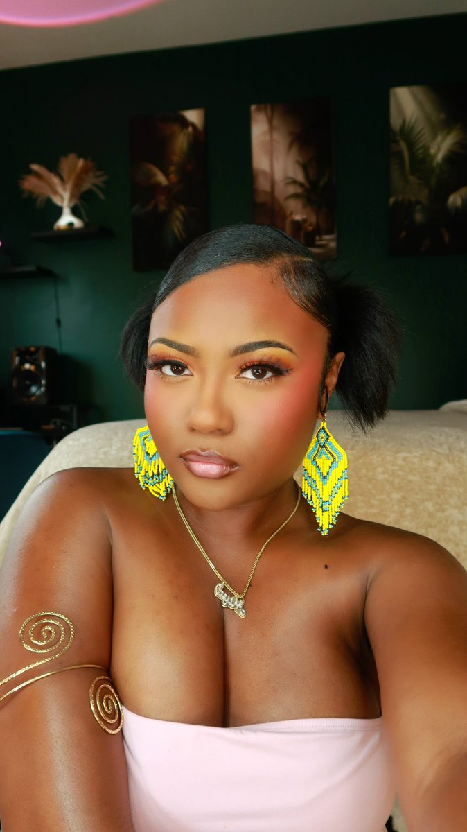 Miya Sadé tweet media