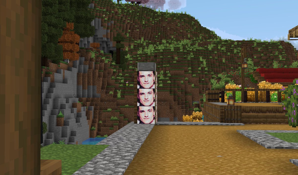 Munch SMP! 5 Years 🎉 tweet media