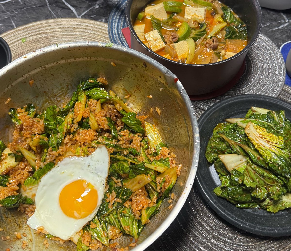 imspacexx's tweet photo. 여기 맛집이다 https://t.co/HC4YBPVp0f