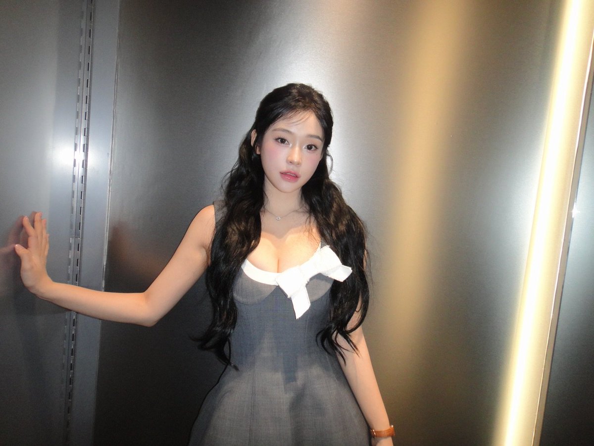 dcatcherbr's tweet image. 26/02 l INSTAGRAM - Atualização da #Gahyun (fox._.zzlo_). (1)   

🦊: Terminei de experimentar roupas bonitas💗 #empty #shushutong 

*Provavelmente estava na inauguração da nova loja Musinsa Empty 

#Dreamcatcher #드림캐쳐 @hf_dreamcatcher