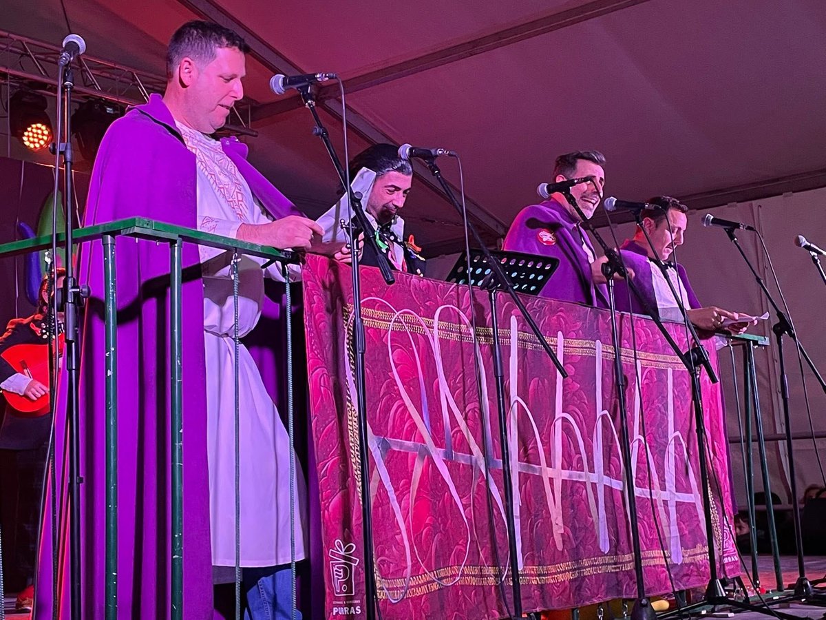 Moe de Triana, sí tweet media