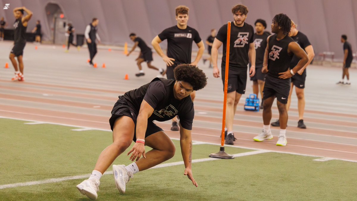 UIndy Football tweet media