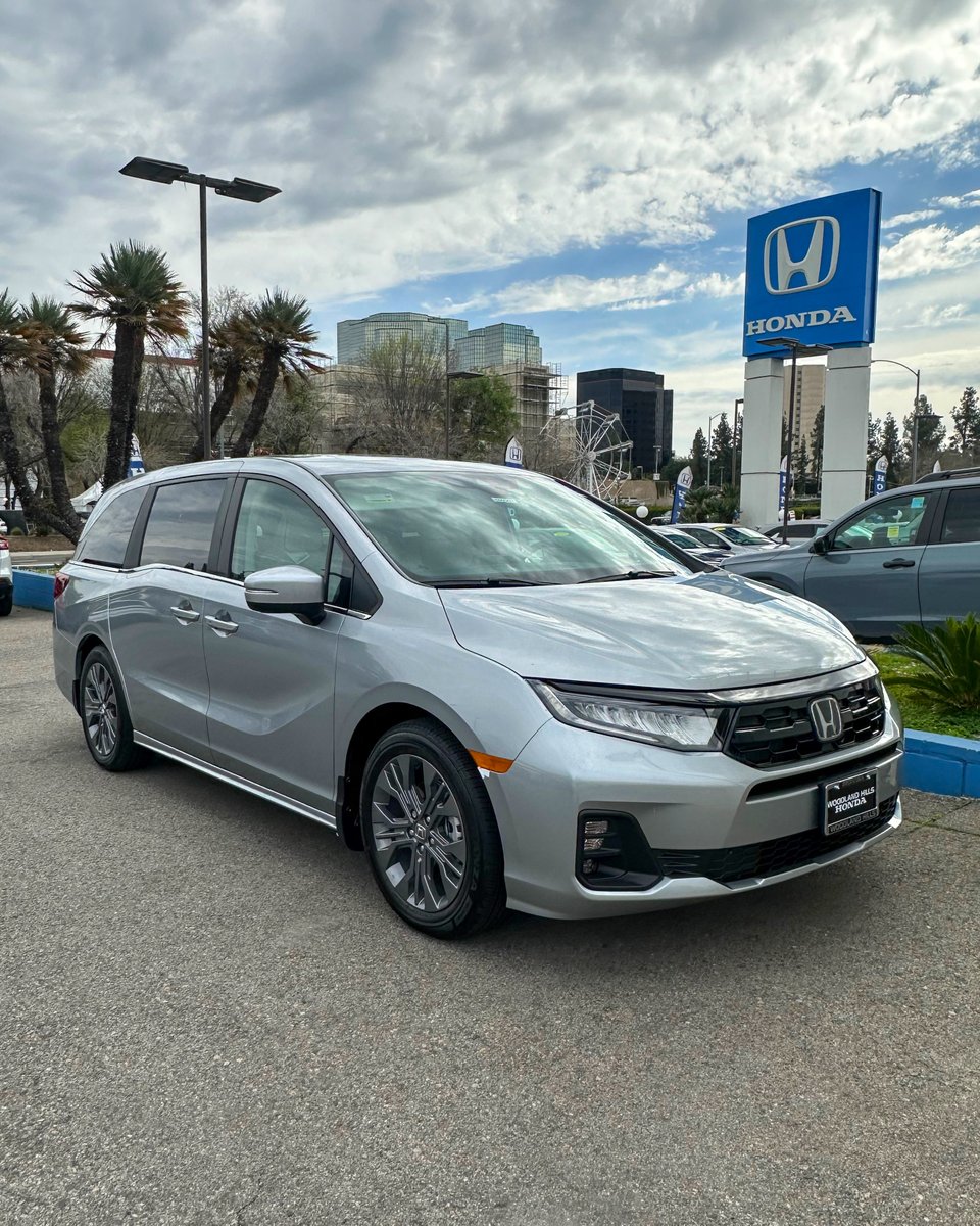 KeyesHonda's tweet photo. Designed with families in mind, the Odyssey offers smart storage and flexible seating so every trip fits your crew perfectly!

#whhonda #odyssey #hondaodyssey #woodlandhills https://t.co/BlQKnkUQ8E