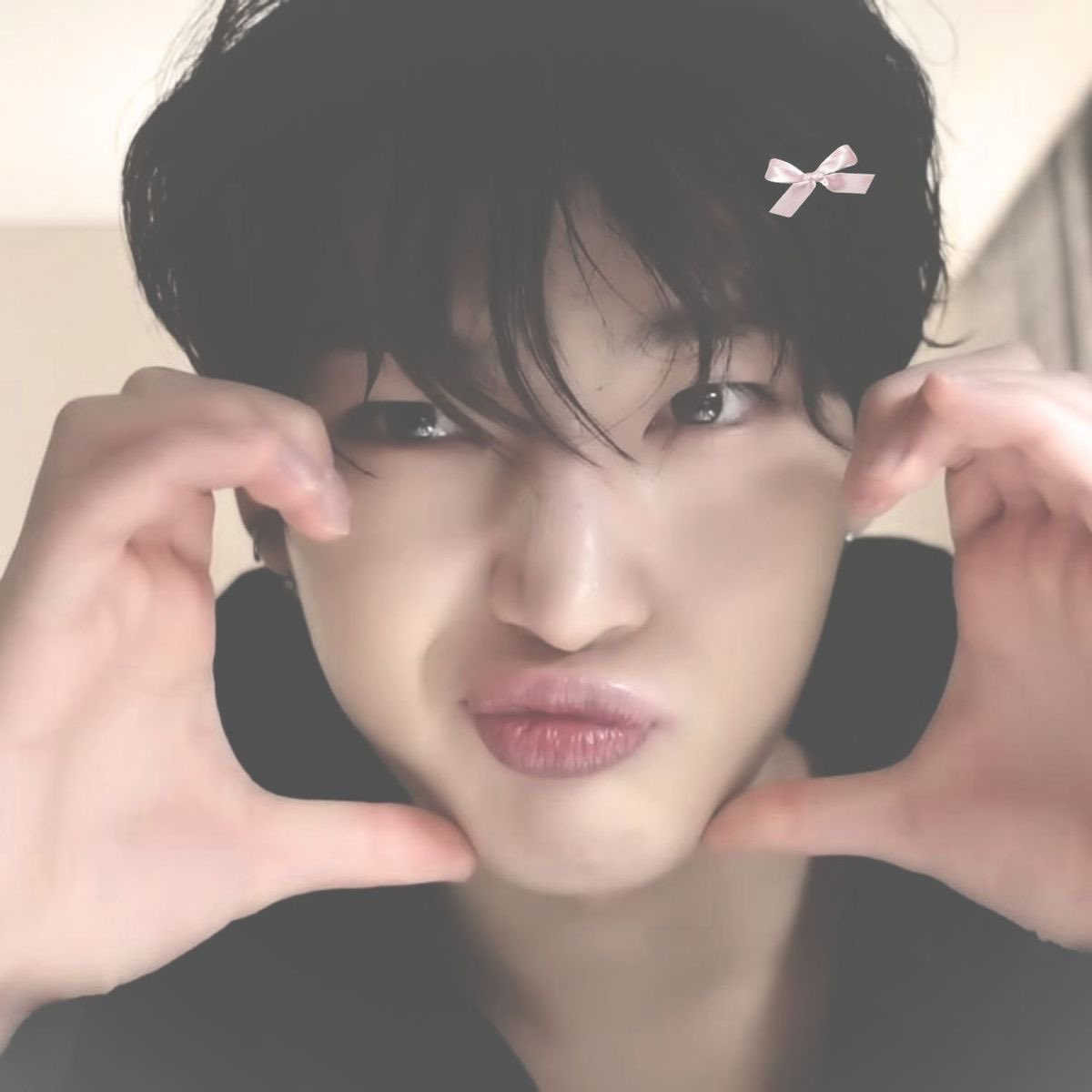 noosanrio's tweet photo. 🎐⊹ 🦢⋅🍈⋅˚₊

➺ nina, 04!
➺ uni fed.
➺ grad. em adm!
➺ 2° período 
➺ estagiária https://t.co/LwRhZJDIPF