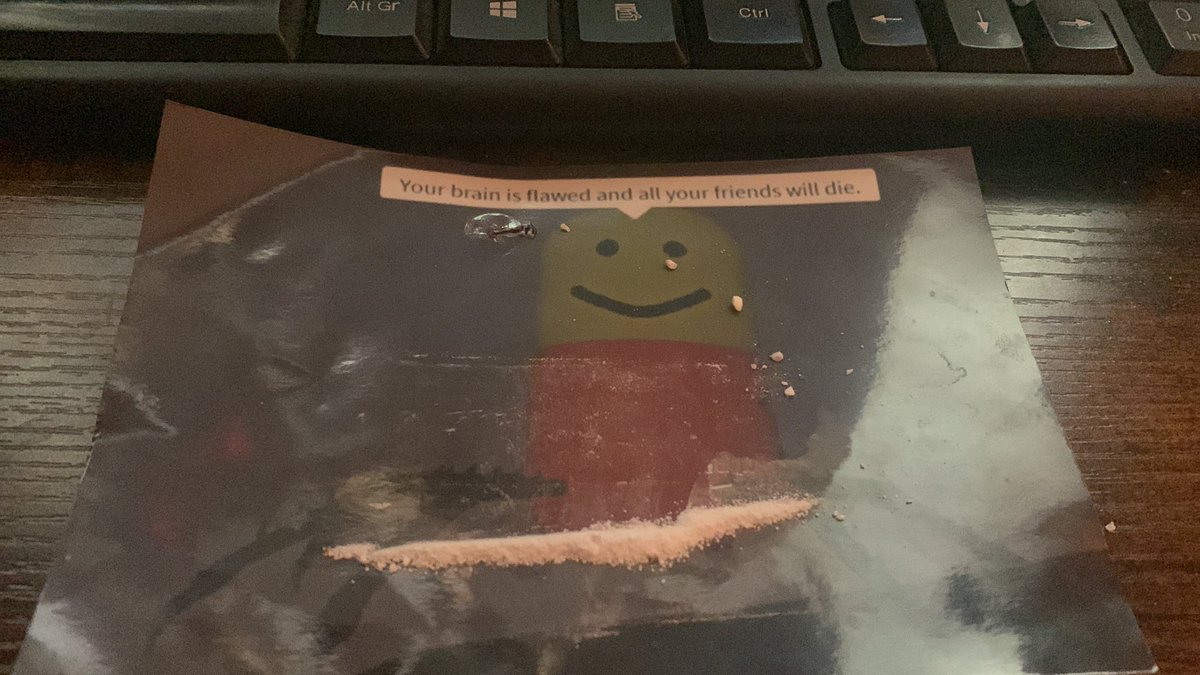 lordfartface's tweet photo. Your brain is flawed and all your friends will die #drugtwt #valium https://t.co/sITN523dL2