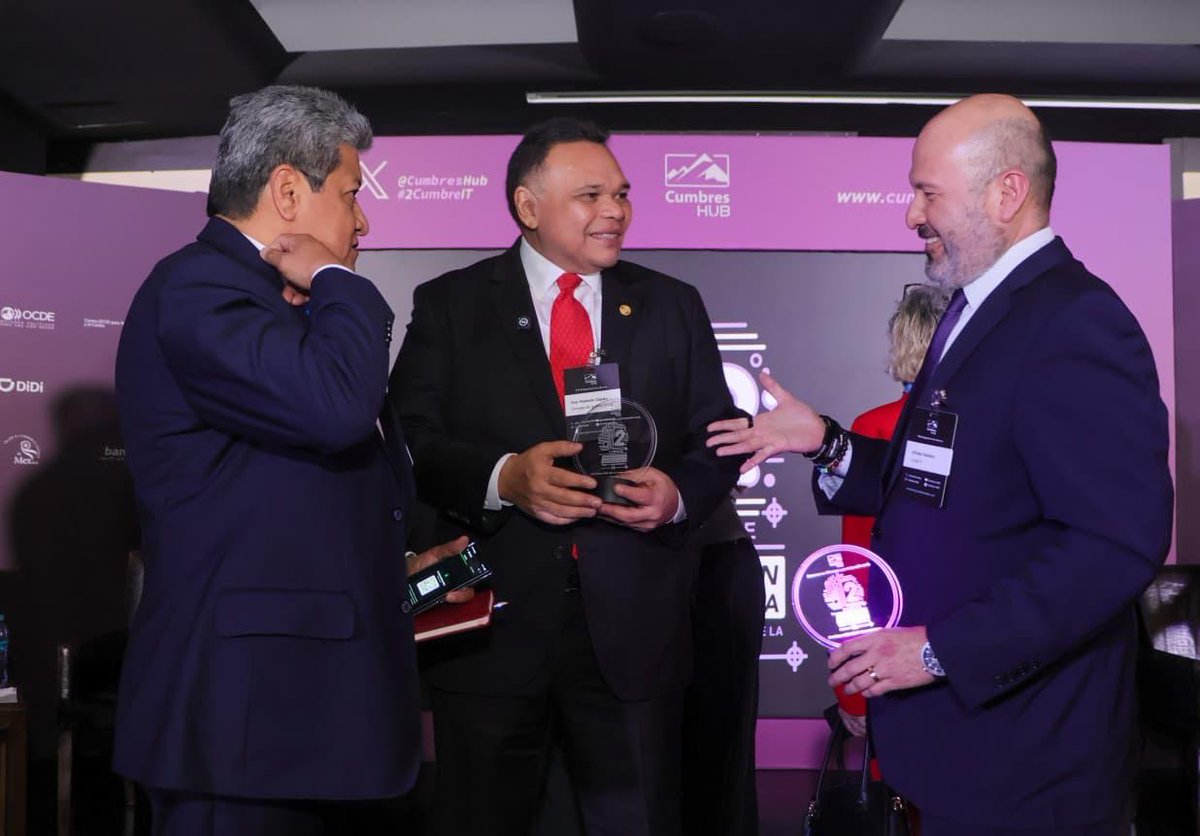 Rolando Zapata Bello tweet media