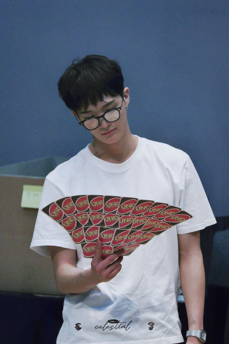 시나몬 롤 tweet media