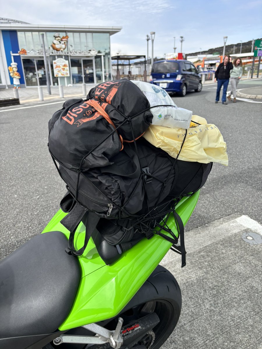 9Rと比べると積載性はかなり劣るのだが(つか、9Rの積載性はSSとしては