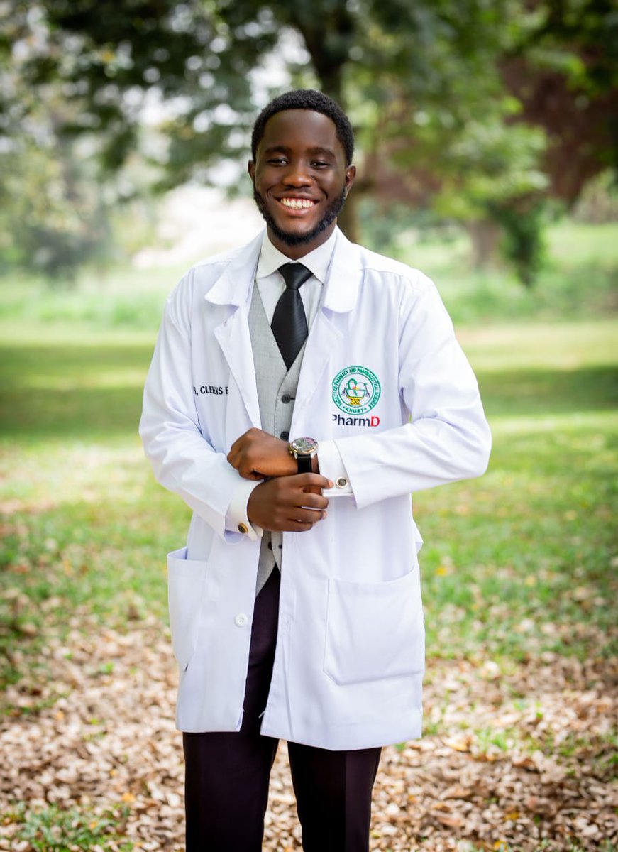 AppiahEsso57608's tweet photo. Pharmacy is my passion, what about you?
#10thwhitecoatceremony
#Xishere https://t.co/pkzzhapGAm