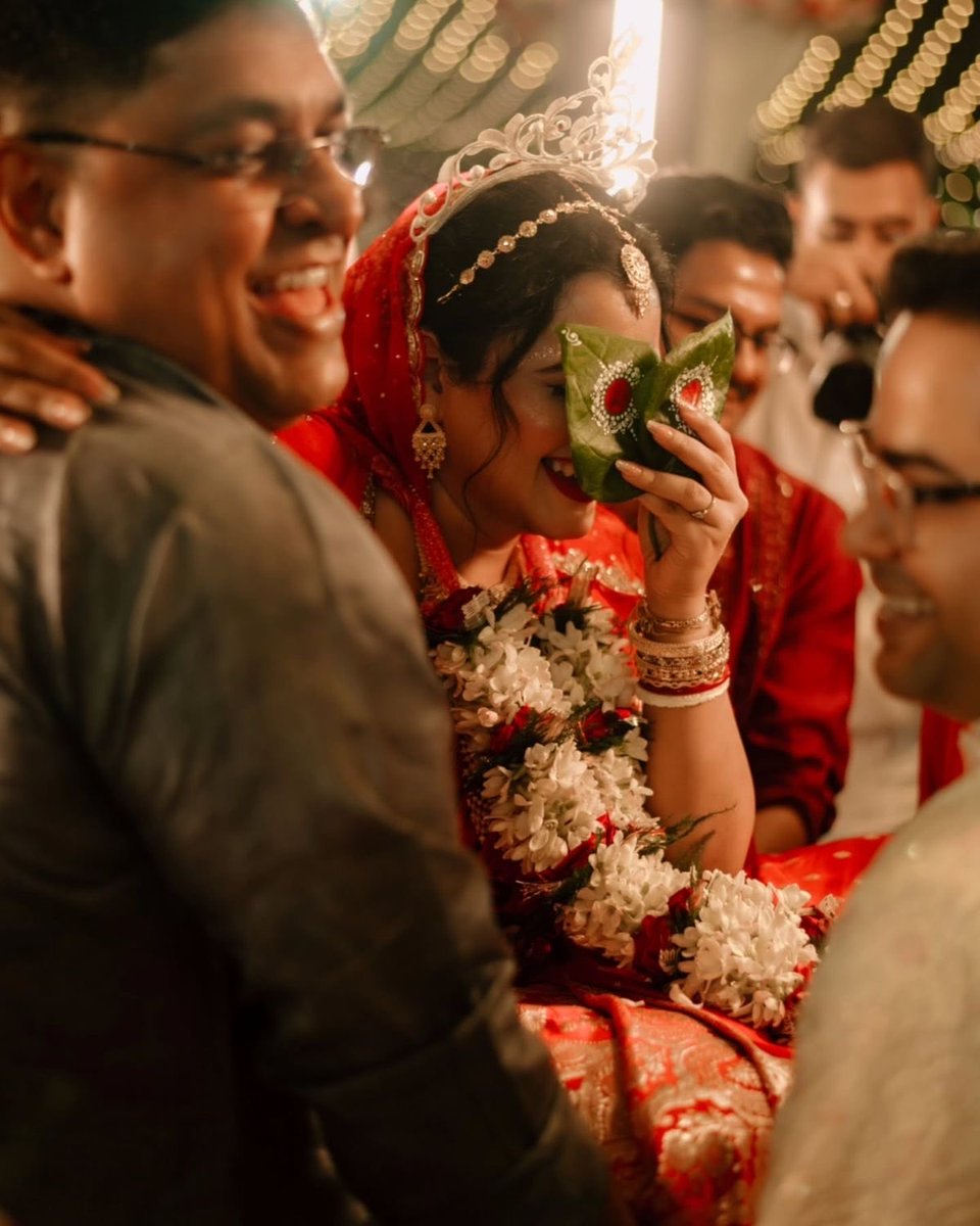 epicnephrin_e's tweet photo. Bengali weddings does(I am biased🙂‍↕️) https://t.co/Vex7E9kSJl