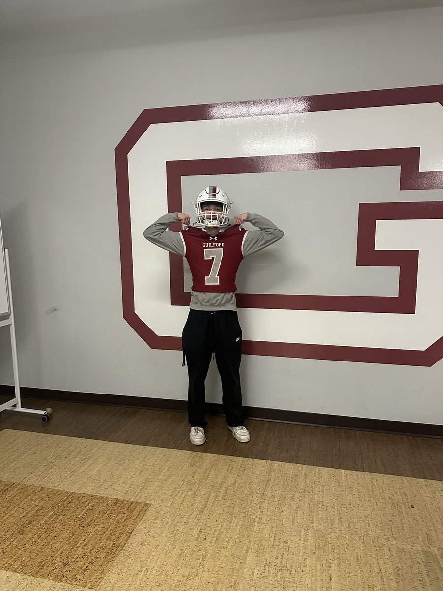 Chase84140666's tweet photo. I am blessed to receive an 🅾️ from Guilford College ❤️🩶🤍
@CoachJBake @GuilfordFB 
@demons1football @BrandnBuchner 
@coachmattherron @CoachPoff52 
@Coach_Rich50 @BryanStiney @Coach_Luvara @S_Hodgin https://t.co/7bri5dTdt8