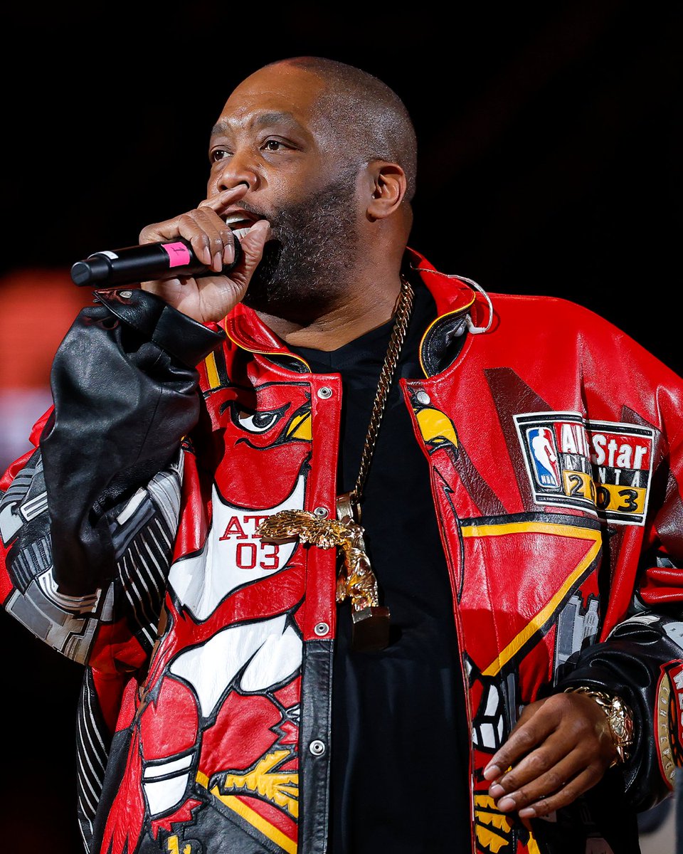 A VERY True To Atlanta hip-hop celebration at halftime with @KillerMike & @DjGregStreet 🙌🅰️🎤