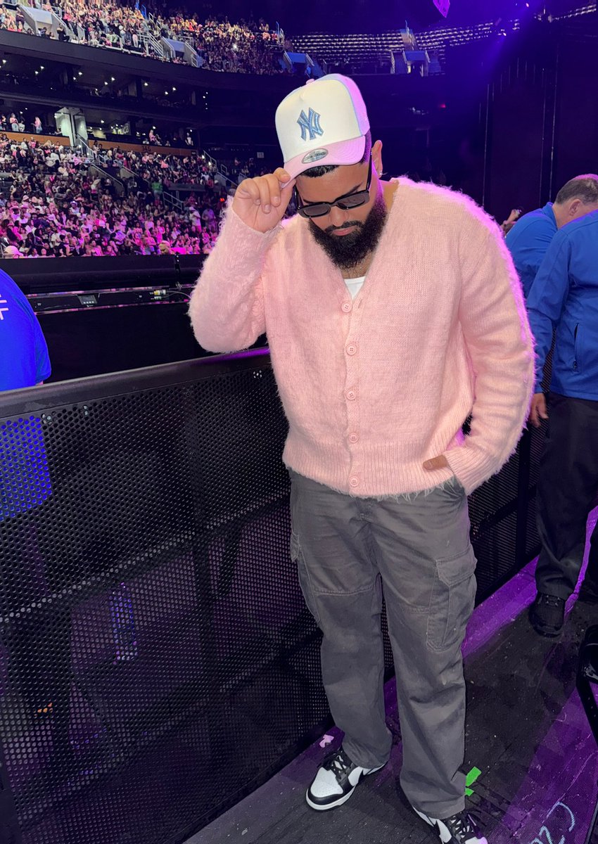 🅱️RYAN LOMBARDI tweet media