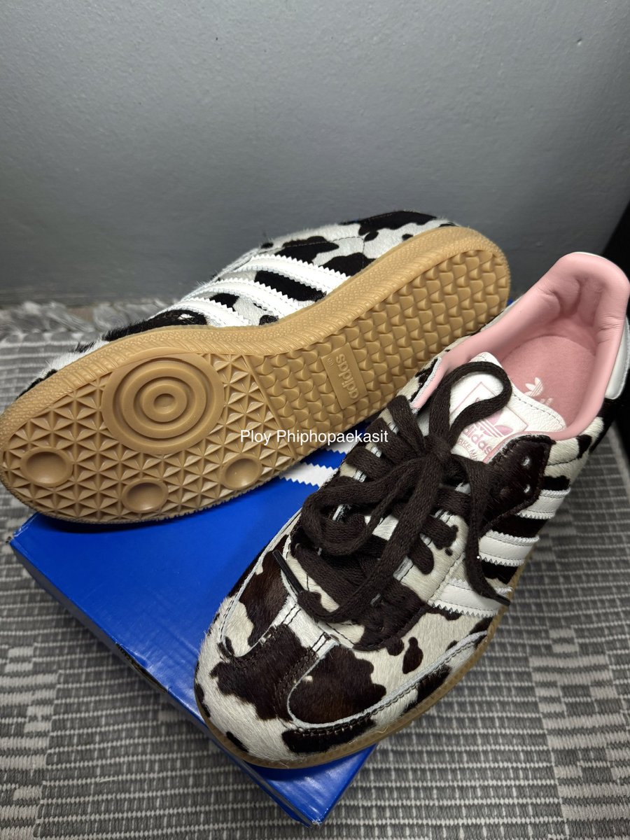 la_ropa_second's tweet photo. 💥ส่งต่อ Adidas Samba OG W สีน้ำตาลลูกวัว
ของพี่สาวเราเอง *ซื้อมาผิดไซส์ ไม่เคยใส่*

ขนาด 5.5 uk
🏷️ ราคา 3,000฿ รวมส่ง (ต่อลองได้)

#ส่งต่อ #รองเท้ามือสอง #รองเท้าผู้หญิง #adidasthailand #adidassamba https://t.co/ZH9lj5XVA2