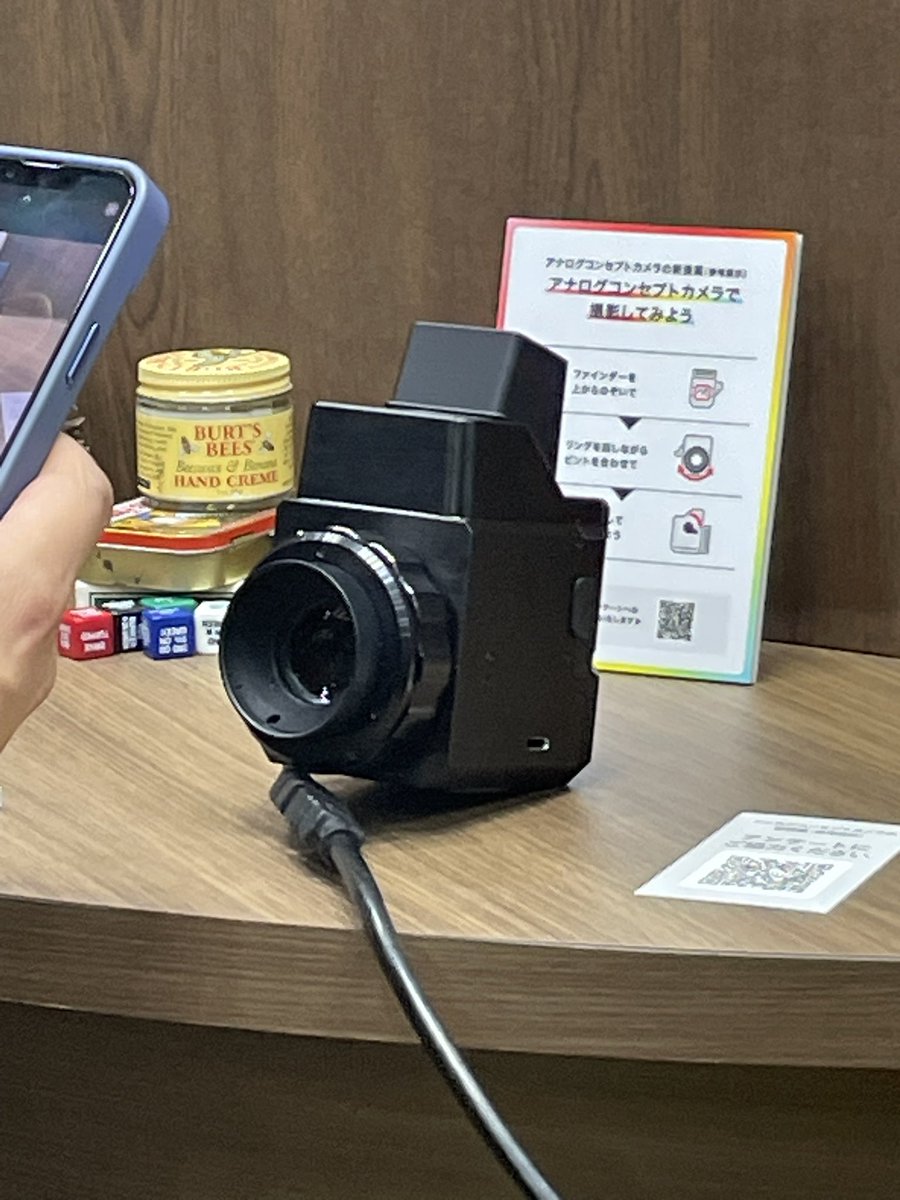 キヤノンの新しい二眼レフ風デジカメやチェキも堪能！