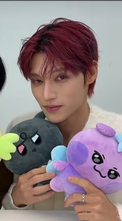 ウヨンとsaniyoとkkamyo～✨💜🖤
かわいい🩷🥰