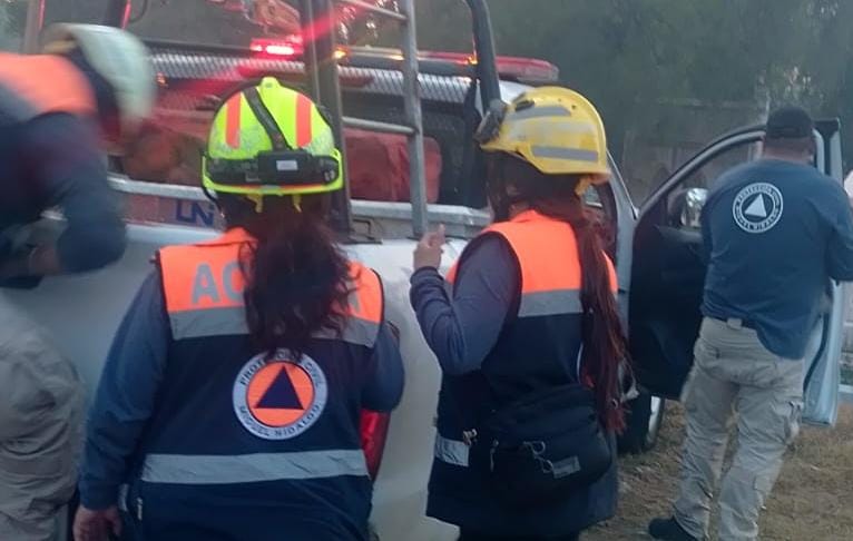cesar_m_garrido's tweet photo. Informo que se registró un incendio en el Panteón Civil Dolores.

@MHPrevencion, @BlindarMH en conjunto con @Bomberos_CDMX ya están en la zona.

El fuego ya ha sido controlado y seguimos atentos a cualquier situación.

#AlcaldíaMiguelHidalgo https://t.co/bhiiQJH2O6