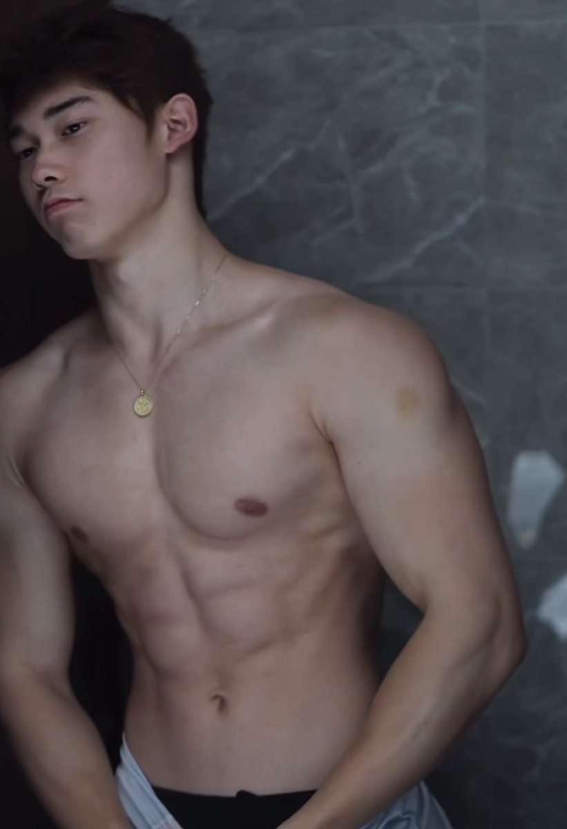 Daily Hot Dudes tweet media