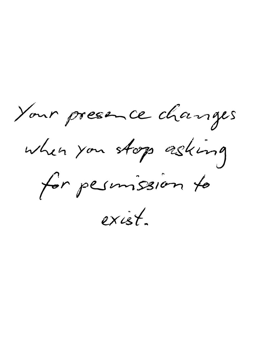 PrestonDaymon3's tweet image. Black and white lessons I’m learning this season: Clarity in surrender, strength beyond perception, and a confident, quiet power is unmatched. It elevates and shifts rooms. #blackandwhite #lessonslearned #seasonschange #toGodbetheGlory #smilemore