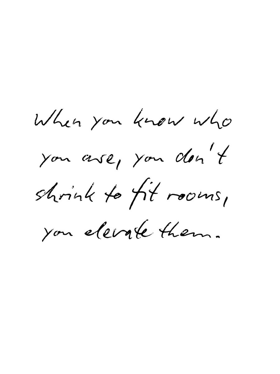 PrestonDaymon3's tweet image. Black and white lessons I’m learning this season: Clarity in surrender, strength beyond perception, and a confident, quiet power is unmatched. It elevates and shifts rooms. #blackandwhite #lessonslearned #seasonschange #toGodbetheGlory #smilemore