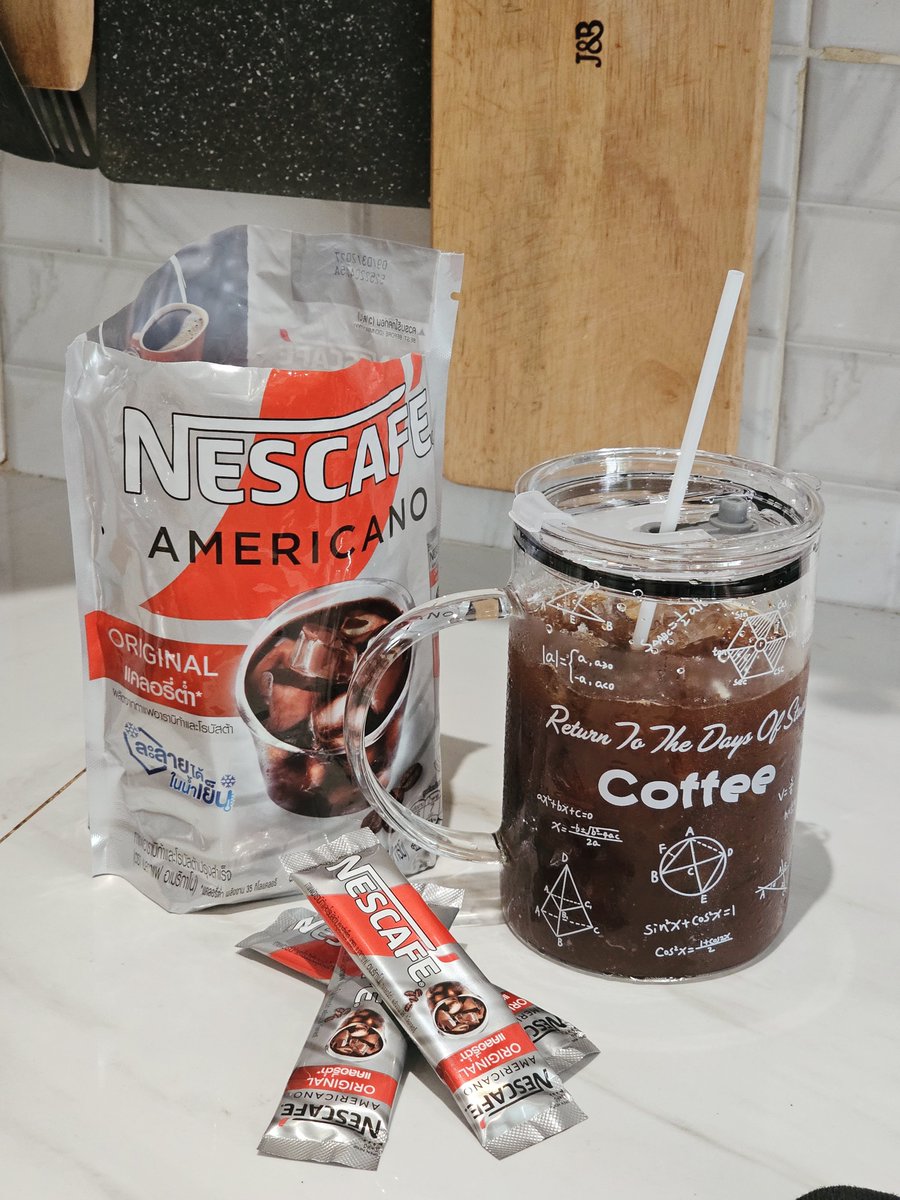 ตั้งแต่น้องแบมร่วมงานกับเนสกาแฟ
ก็ชงเนสกาแฟกินเองทุกวัน
ประหยัดค่าสั่งกาแฟไปได้วันละร้อยกว่าบาท เริ่ดอยู่นะว่าไป
#NESCAFEXNadechBamBam