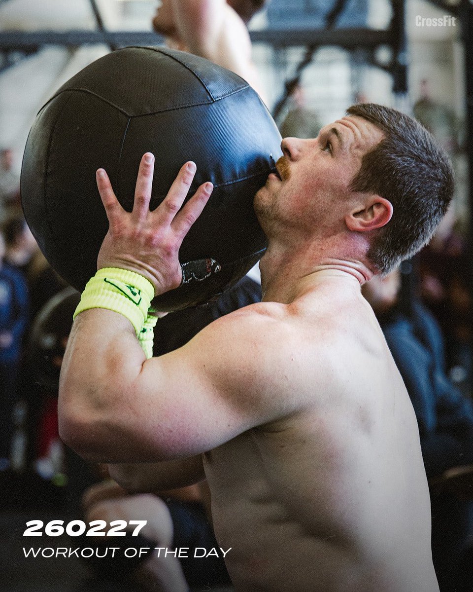 CrossFit tweet media