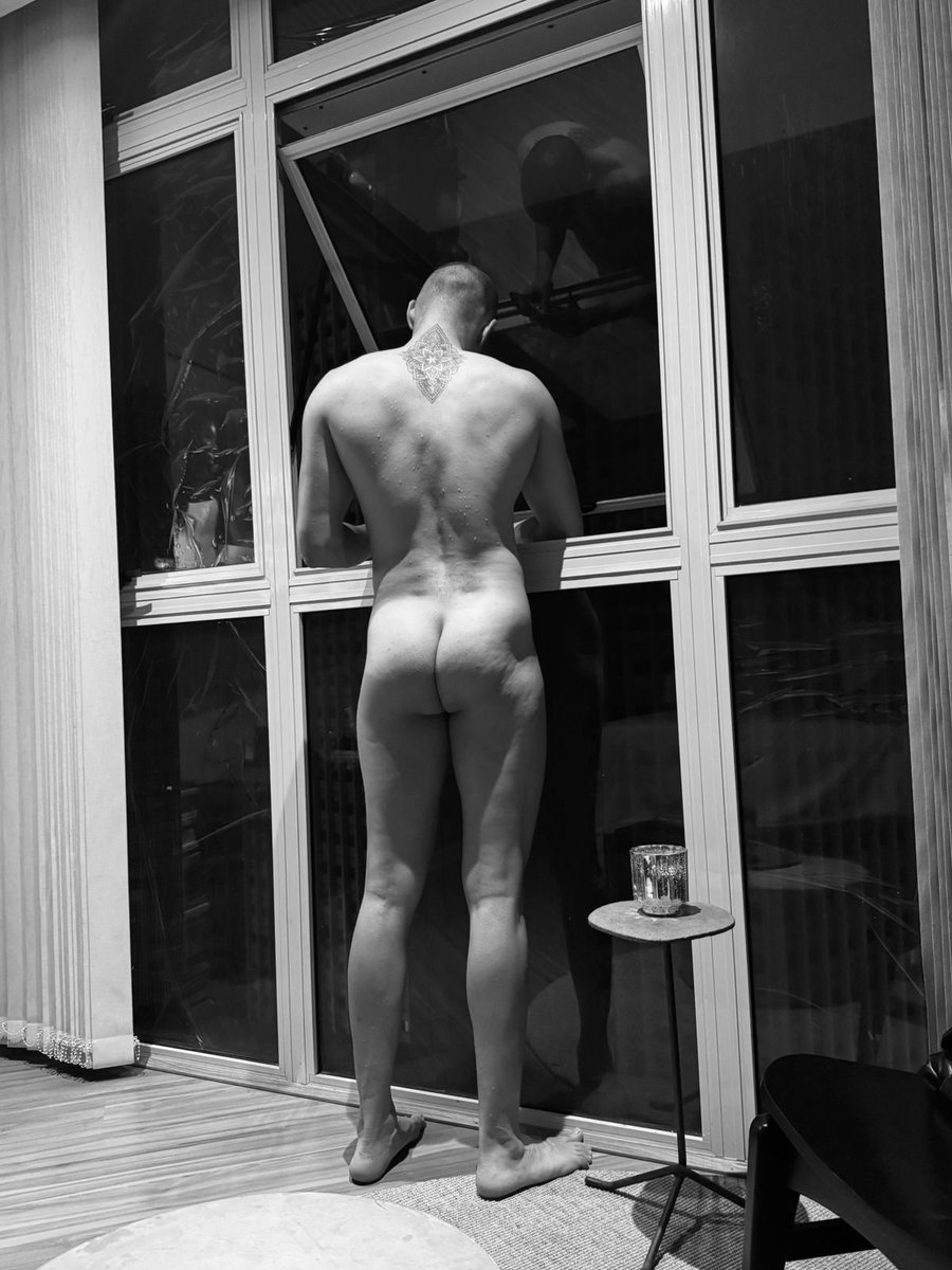 teuxxs's tweet photo. Nosso corpo é arte! 🤍 https://t.co/dRY9T90F5M