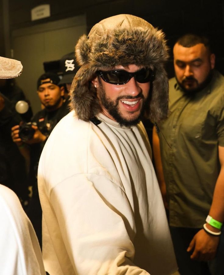 Bad Bunny extends his record as the Latin artist with most albums over 10 BILLION streams on Spotify (3).