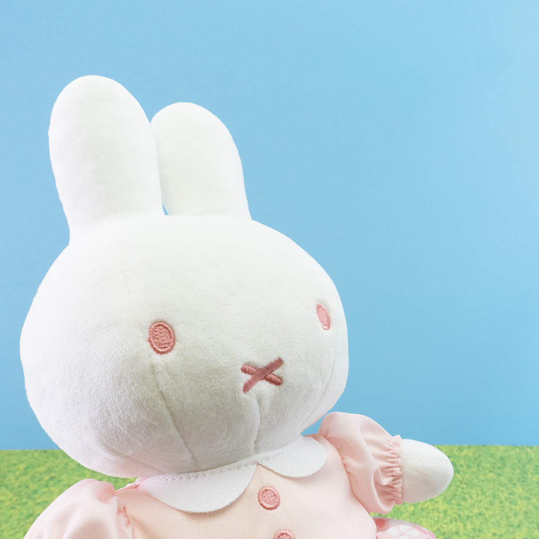 ○3月14日（土）miffy style限定発売！ 桜色ミ ッフィーぬいぐるみ