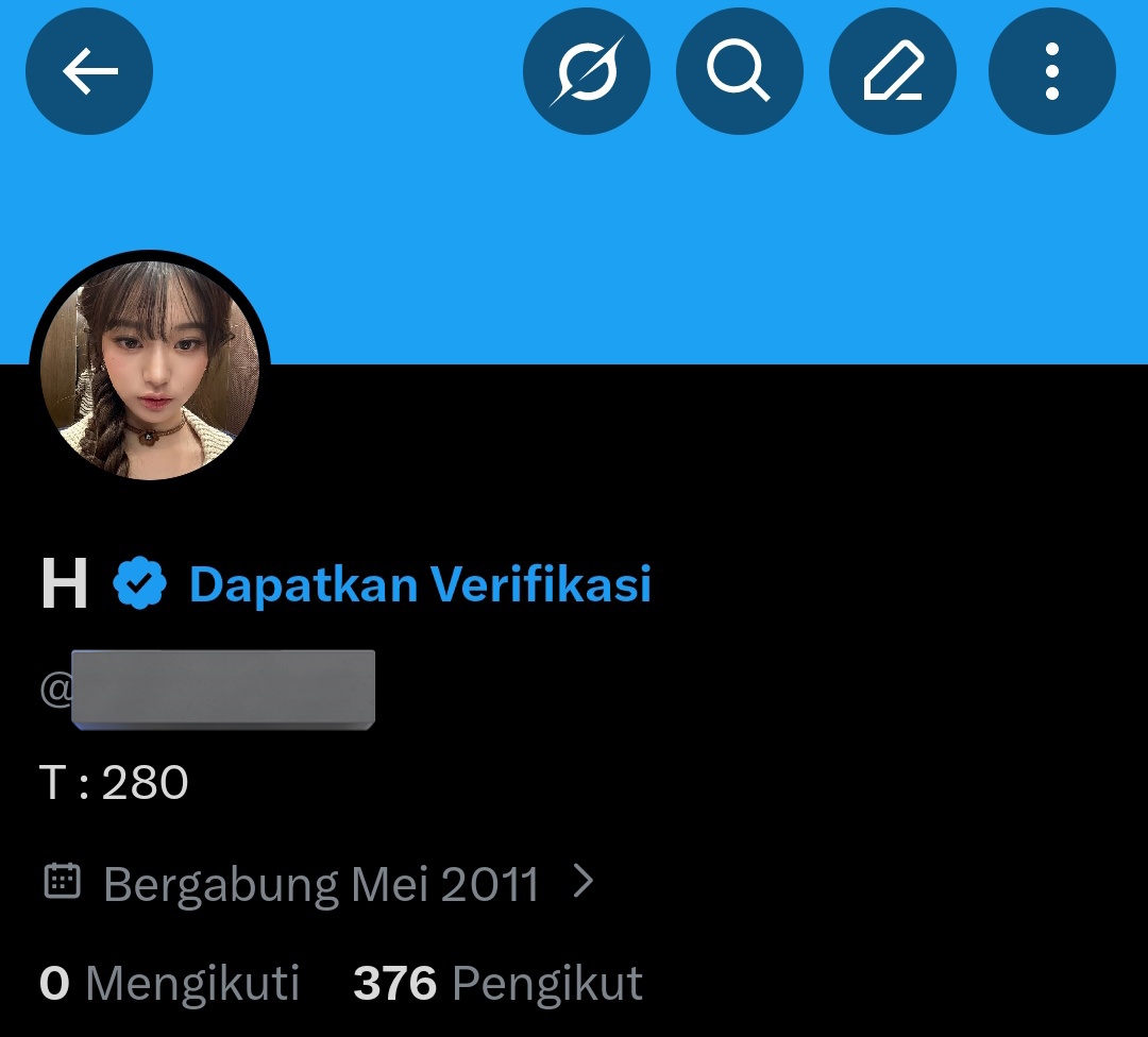 b e r r y . 🍓 tweet media