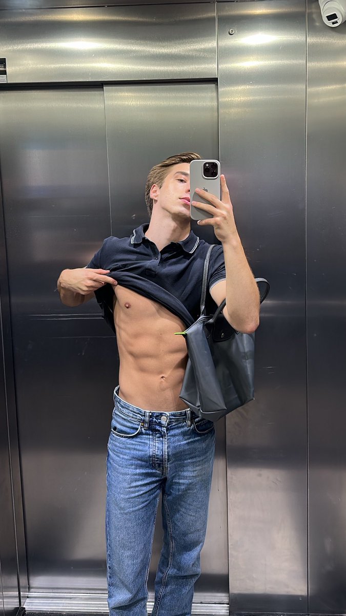 samu tweet media