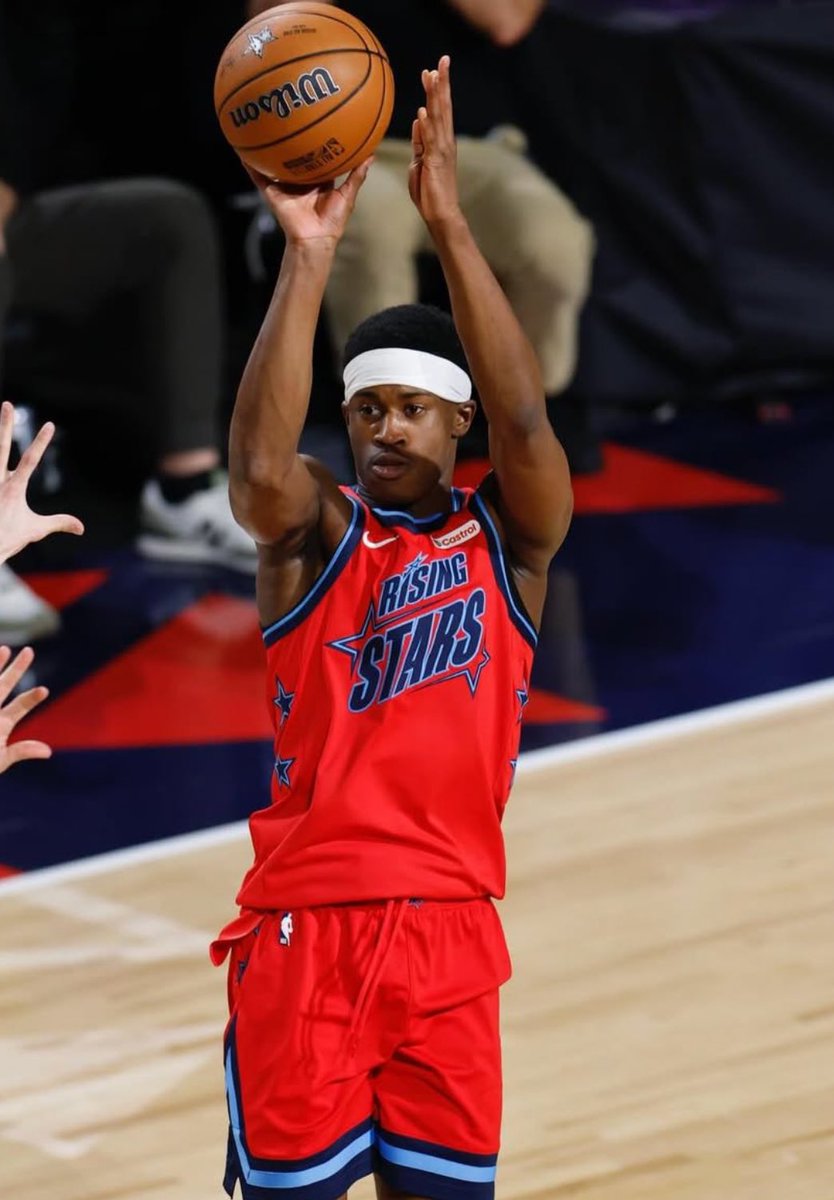 V.J. EDGECOMBE TONIGHT:

19 Points
8 Rebounds 
4 Assists 
2 Steals
1 Block
8/12 FGM
39 Minutes