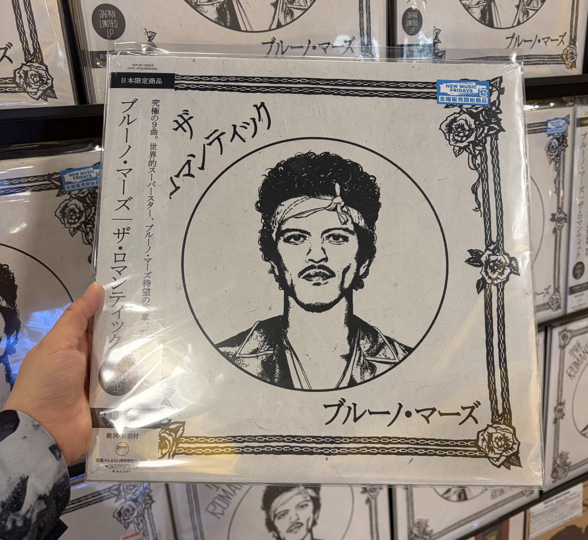 BrunoMars】 大変お待たせいたしました〜！！#ブルーノ・マーズ の約10