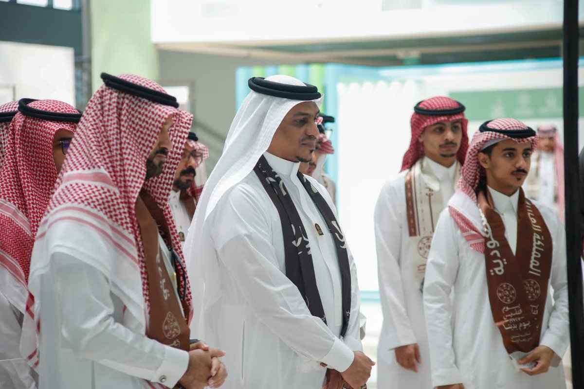 كلية الهندسة و علوم الحاسب tweet media