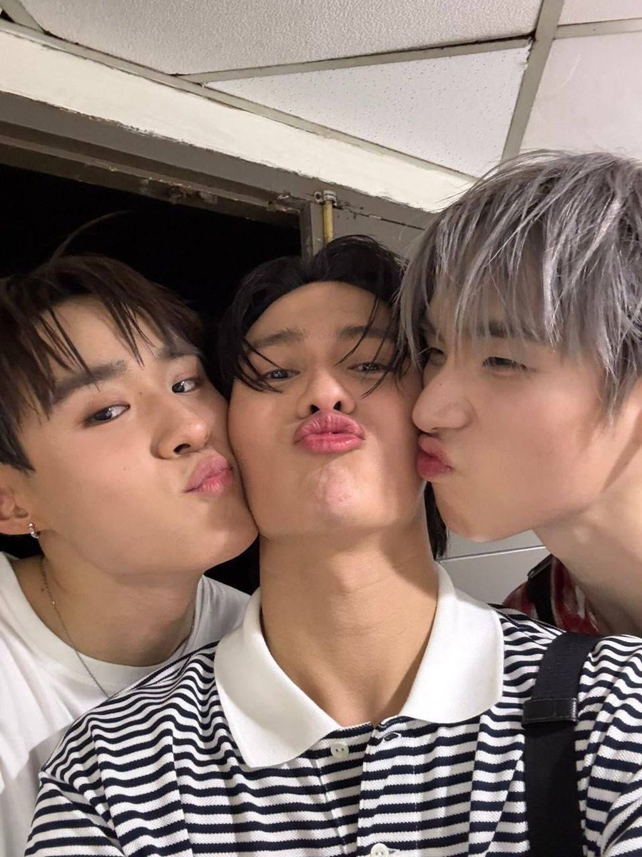 iamocto3er's tweet photo. ชั้นแพ้อะไรแบบนี้ ㅠㅠㅠ ขอคนเข้าใจสิ่งนี้จำนวนมาก 🫵🏻🥹 https://t.co/CFsZVyZZiP