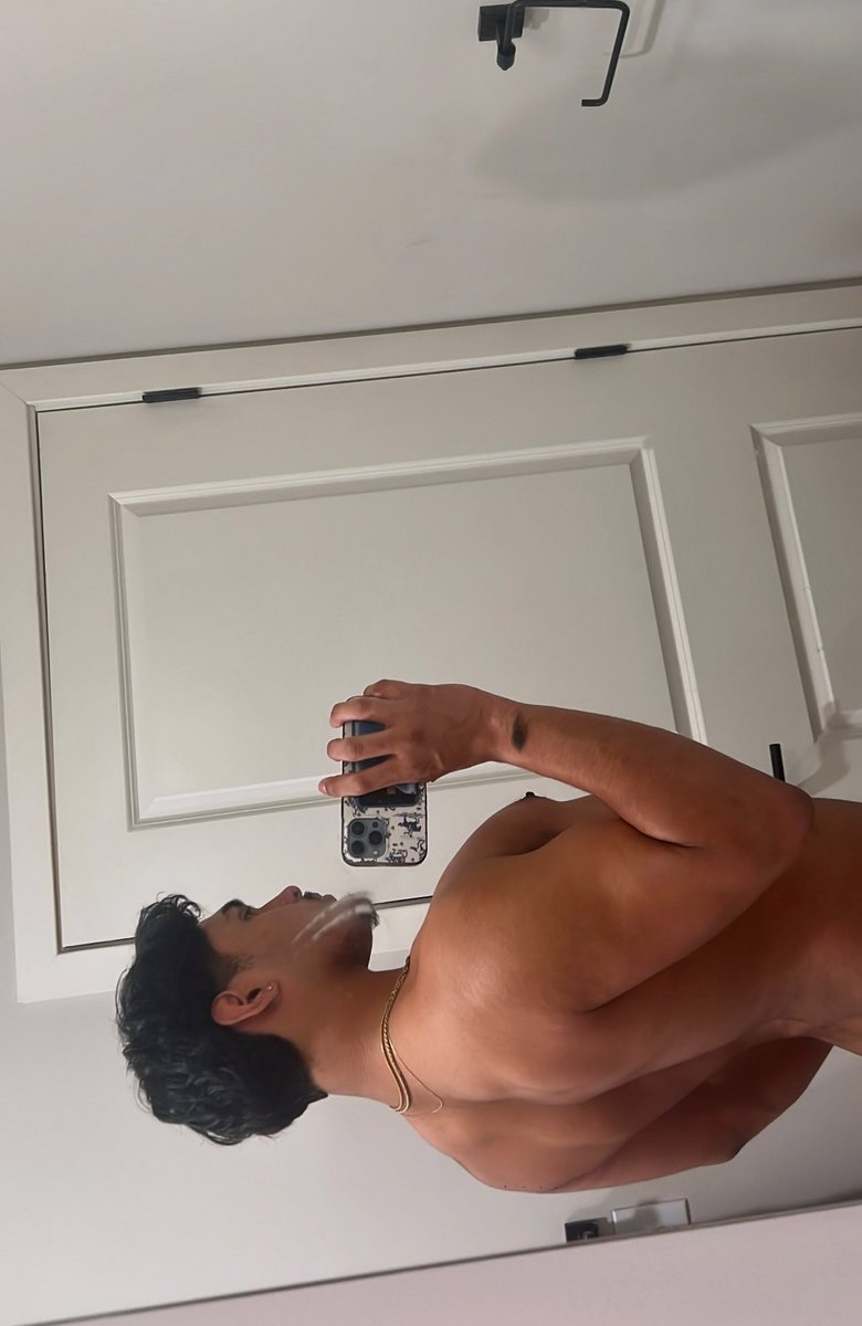 Heissito tweet media