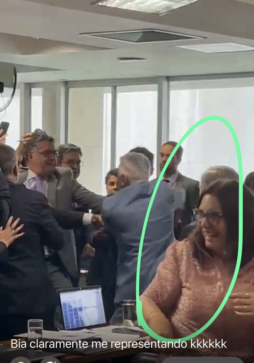 Bia Kicis tweet media