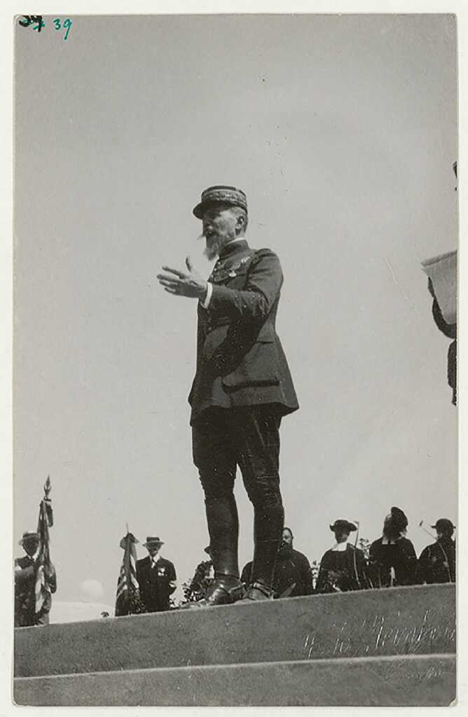 Little Gully Publishing tweet media