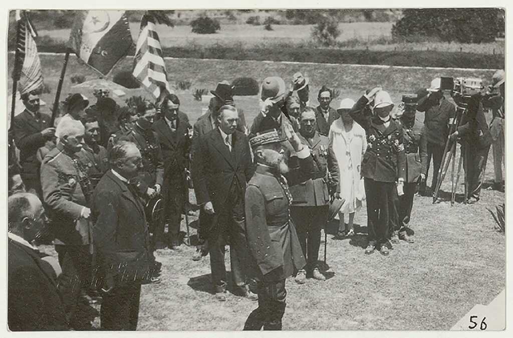 Little Gully Publishing tweet media