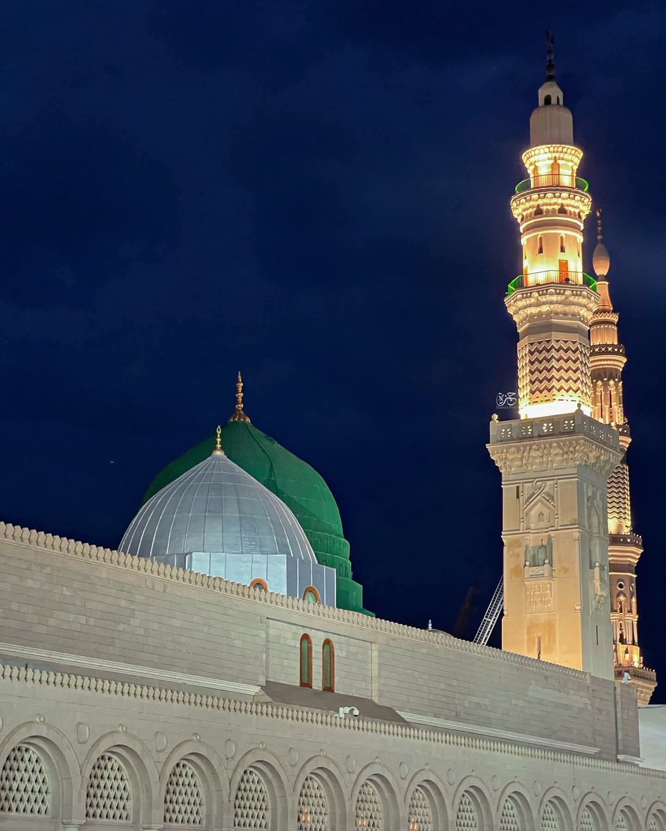 پِھر کے گلی گلی تباہ ٹُھوکریں سب کی کھائے کیوں
دِل کو جّو عقل دے خُدا تیری گلی سے جائے کیوں۔

صَــلَّــی اللّٰـهُ تَـعَالٰـی عَـلَـیْـہِ وَاٰلِــہ وَسَــــلَّم۔ ❤️

#قومی_زبان
RT 🔁💯👈🏻 
#TDR__now