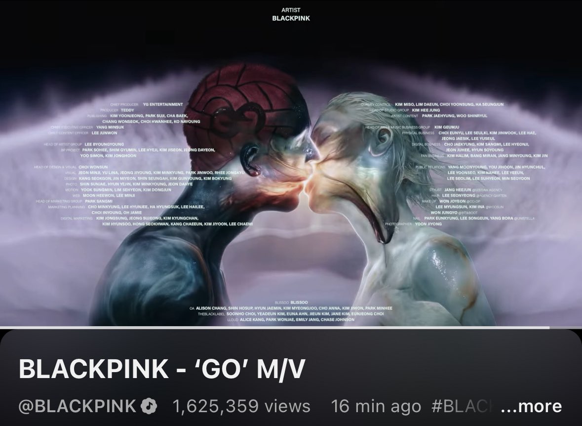 อีดอก เพลงเหียไร เหมือนทำไม่เสด แต่เอมวี งานวิชวล 1010 คะ เหมือนไดอีลอนมักมากำกับให