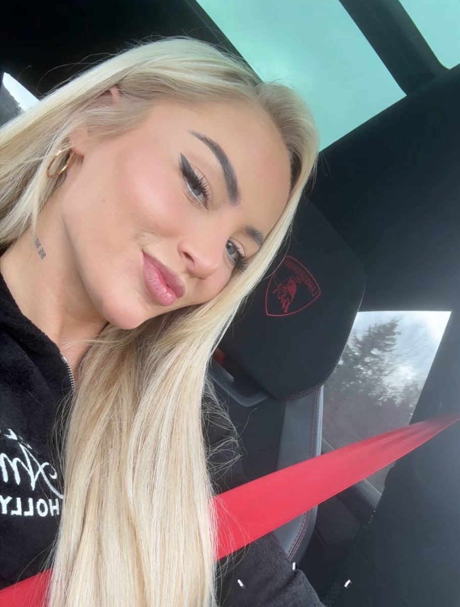 𝘈𝘭𝘪𝘴𝘩𝘢. tweet media