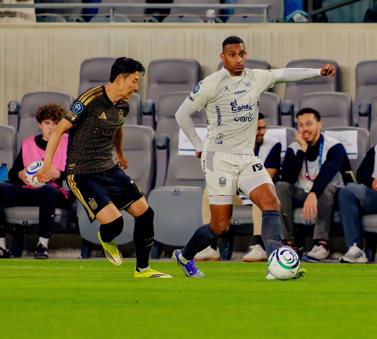 Daniel Aparicio Jacobs. tweet media