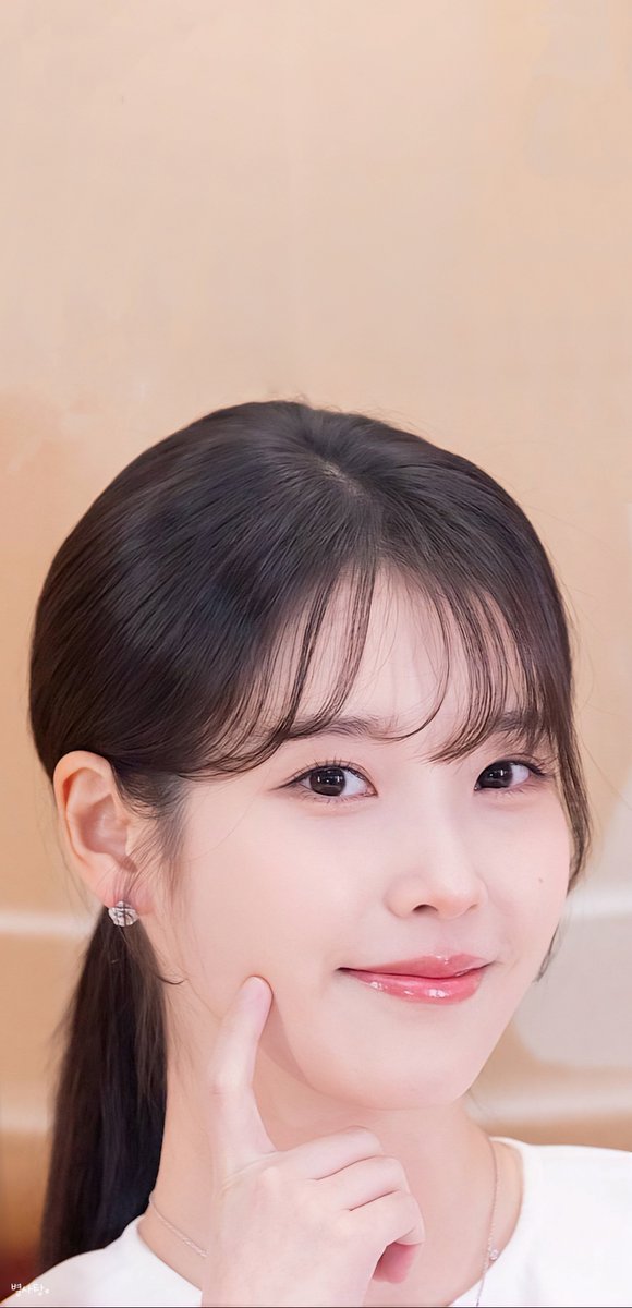 LiXin13's tweet photo. 📱아이유 에스티로더 배경화면
📱IU Estee Lauder Wallpapers

Cr. iMBC

#아이유 #IU #에스티로더 #Esteelauder https://t.co/8nuHdshKS1