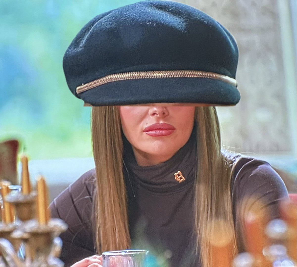 How can anyone trust this girls decisions? 
#TheTraitorsUS