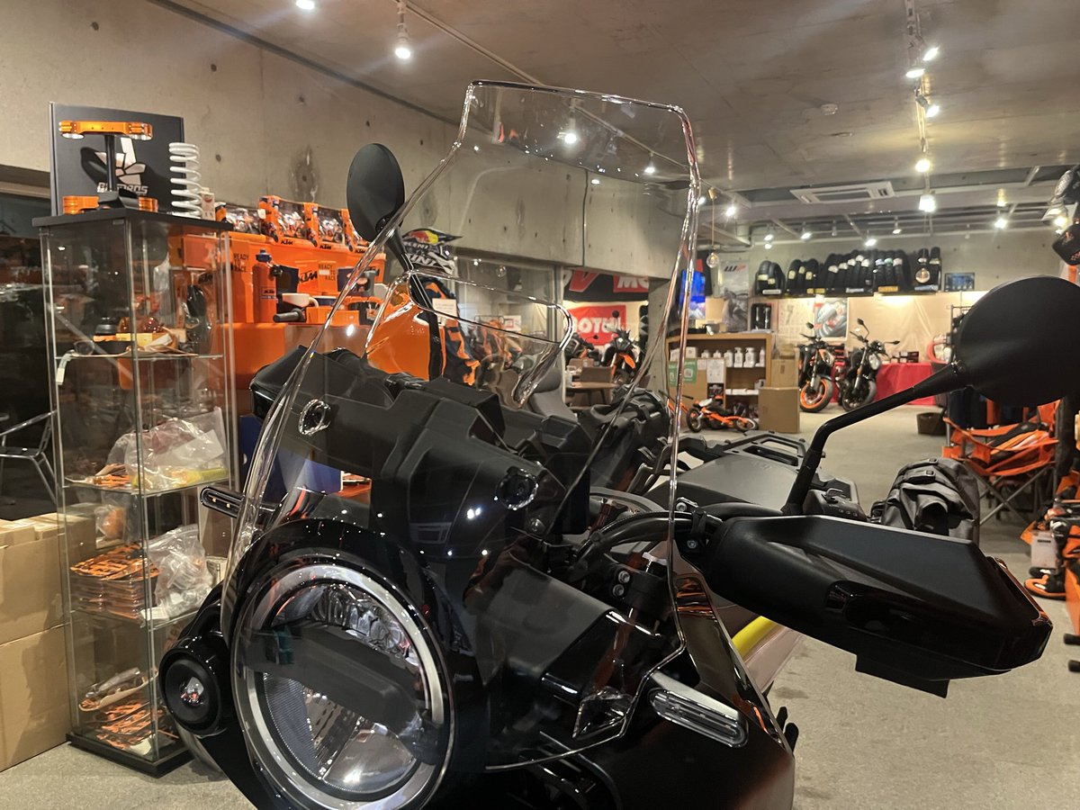 Norden901/Expeditionが完売してしまい、次に売れる車両が無くなって