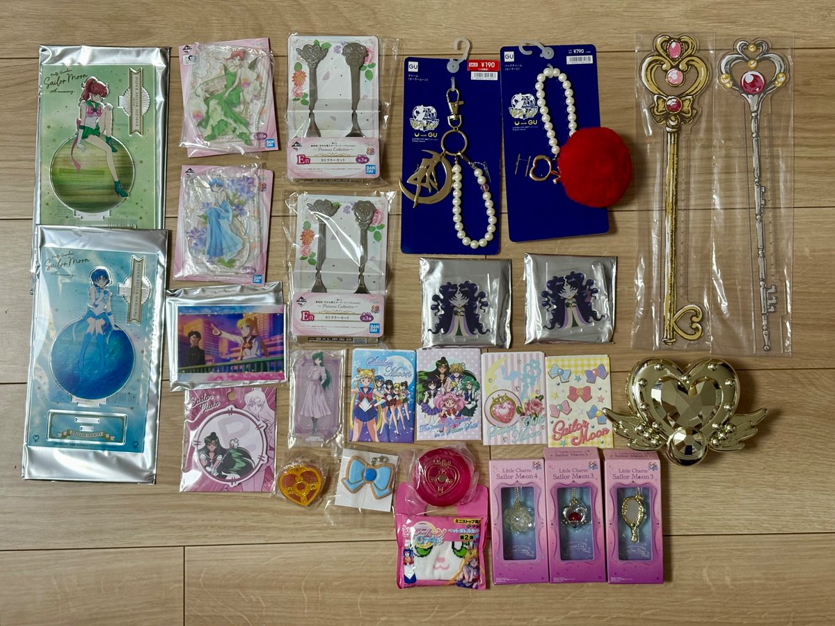 譲渡】セーラームーン グッズ グッズ整理の為、お譲り先探しています