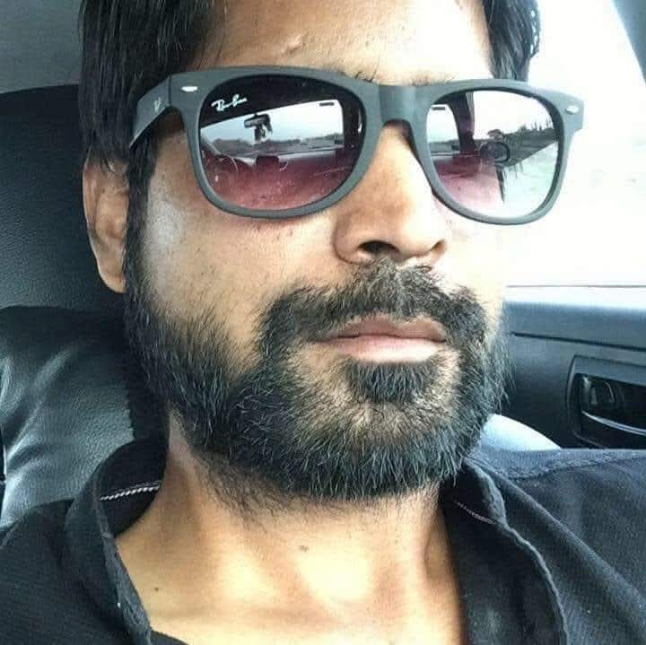 कोई तस्वीर, कोई ख़त, कोई बानी होगी।
बिछड़ने वाले की कोई तो निशानी होगी।।
न हो सका कोई जहां में मेरा, न मैं किसी का।
बस इतना जान लो, बड़ी मेहरबानी होगी।।